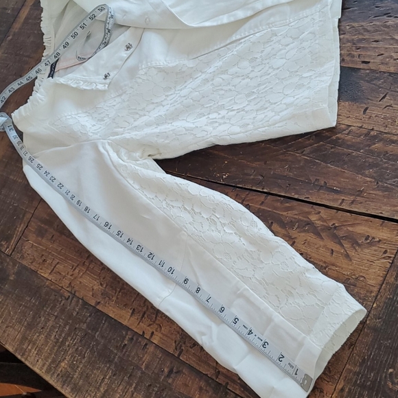 Ivory Jacket - Picture 3 of 6